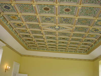 2-2 - The Decorated ceiling